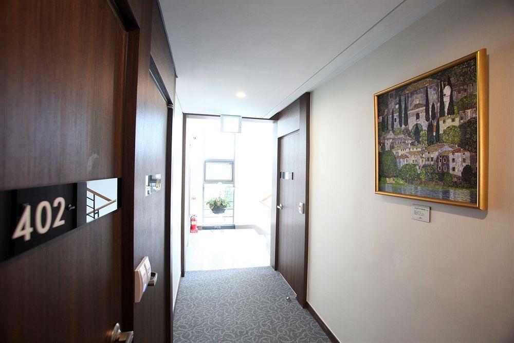 Hotel K-pop Station Seoul